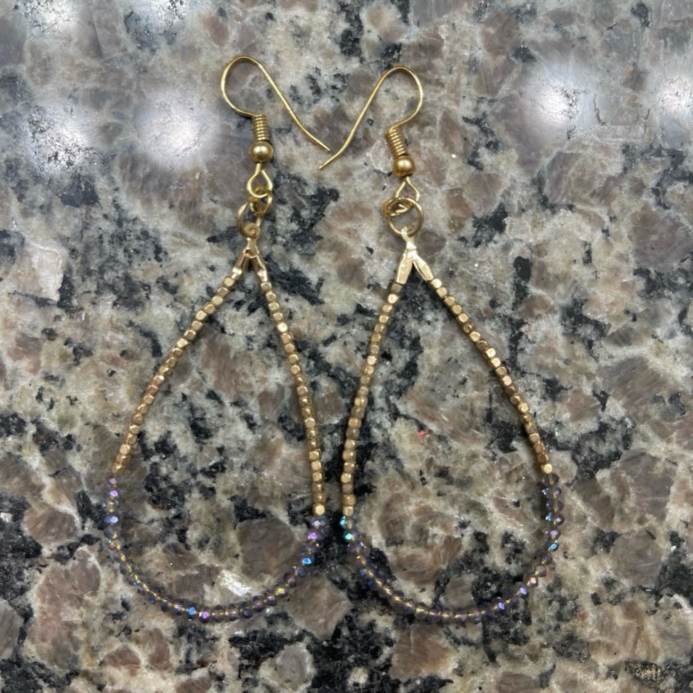 Elegant Gold and Iridescence Teardrop Earrings